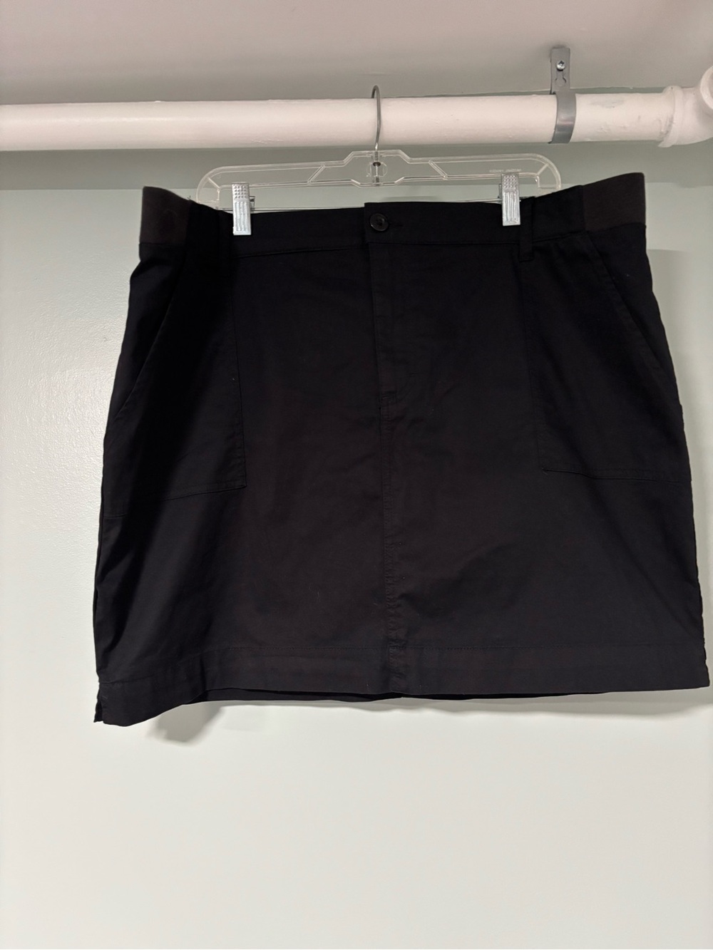 Lee Black Cotton Skort